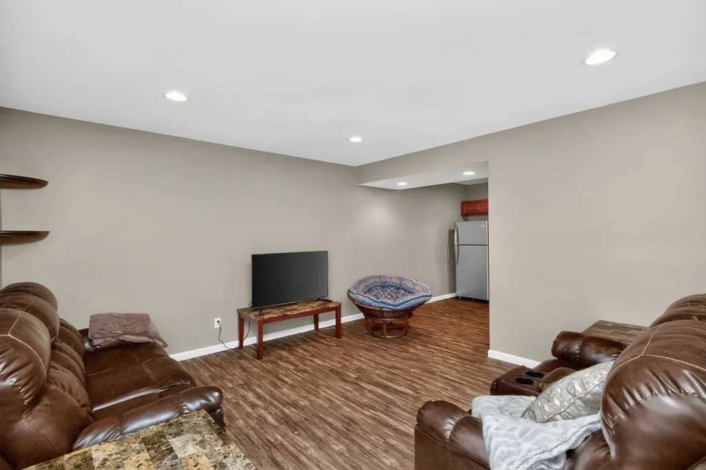 697 Lucille Drive Lexington KY 40511