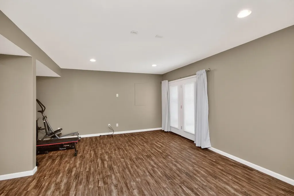 697 Lucille Drive Lexington KY 40511