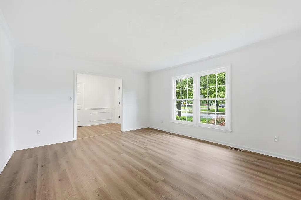 2009 Fort Harrods Drive Lexington KY 40513