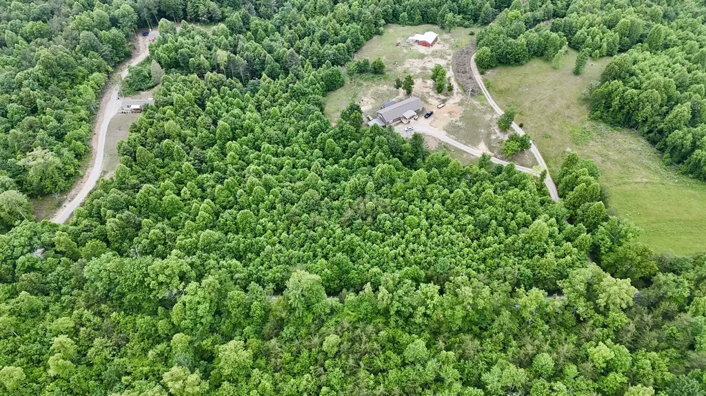 9990 Auger Springs Road Corbin KY 40701