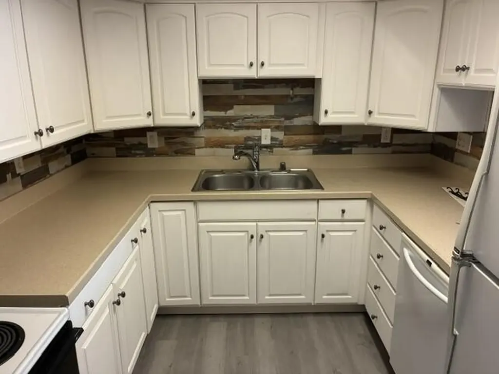 3424 Sutherland Drive Lexington KY 40517