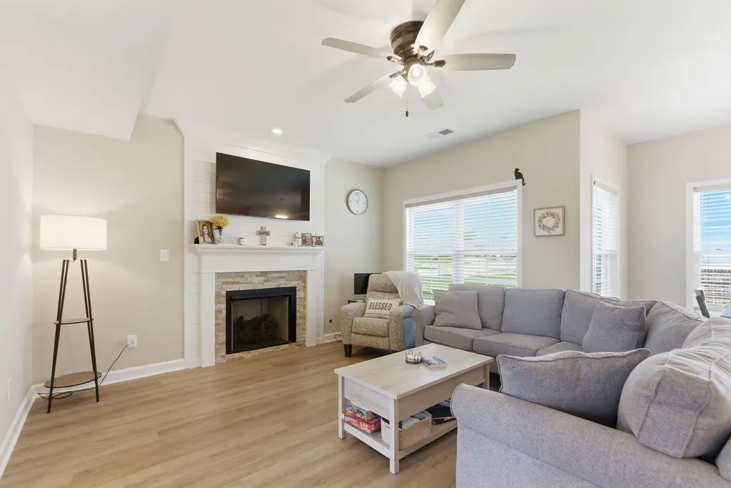 161 Brittany Lane Georgetown KY 40324