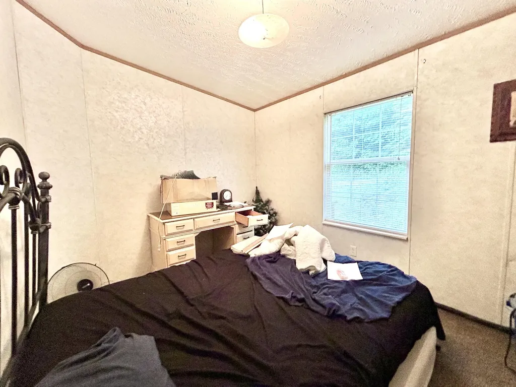 144 R.l Colyer Road Somerset KY 42501