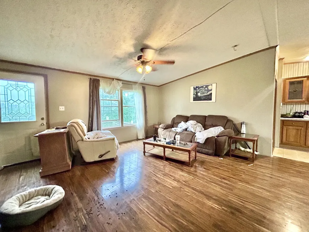144 R.l Colyer Road Somerset KY 42501