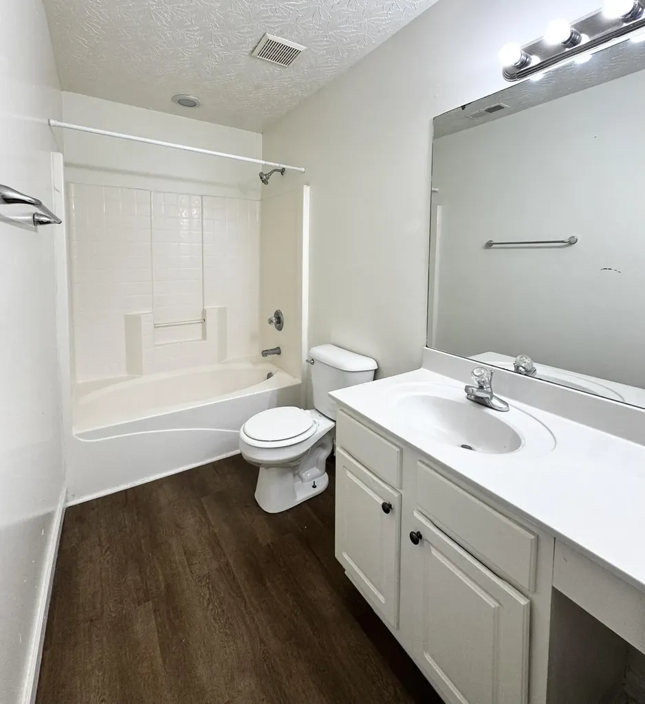 2740 Michelle Park Lexington KY 40511