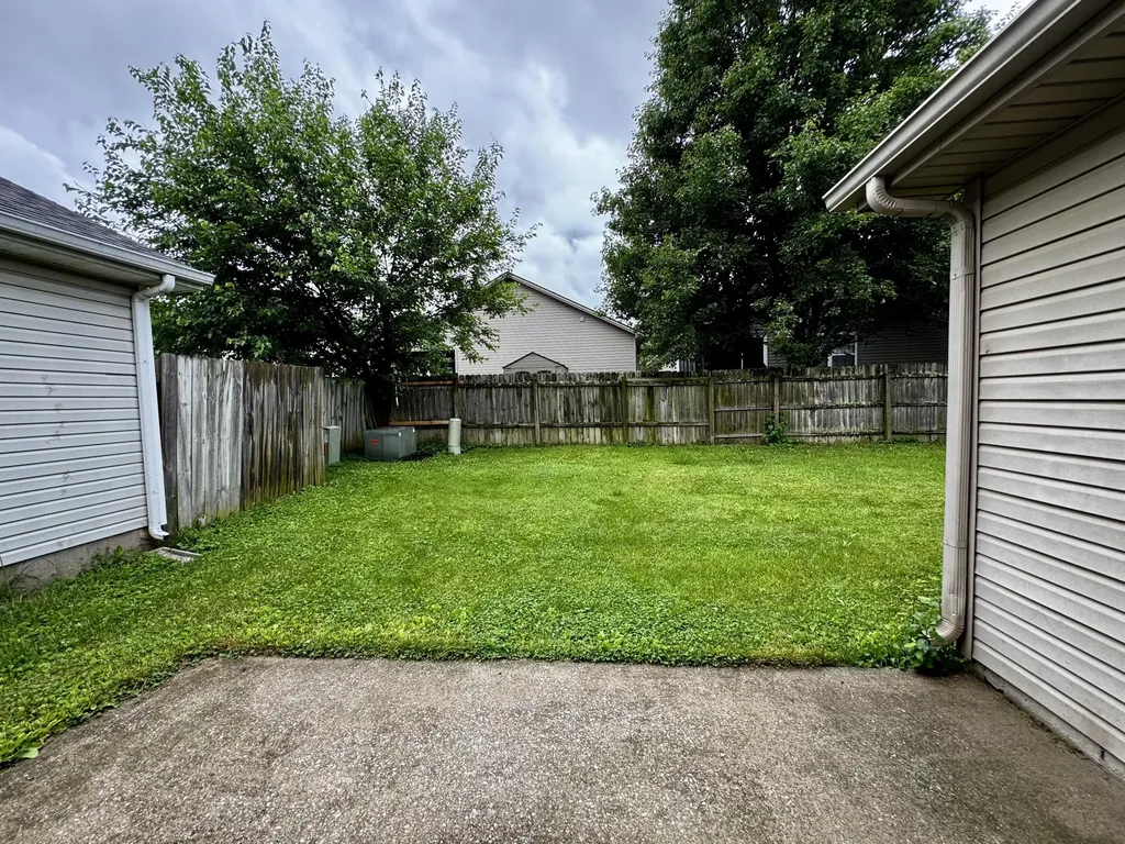 2740 Michelle Park Lexington KY 40511