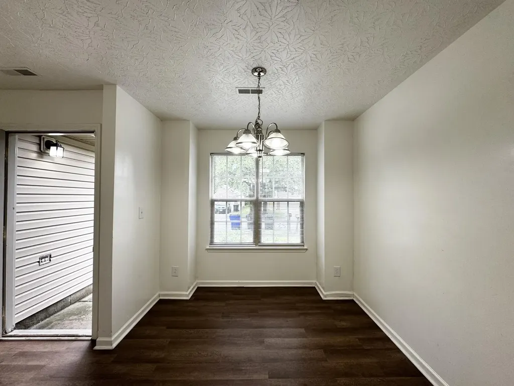 2740 Michelle Park Lexington KY 40511