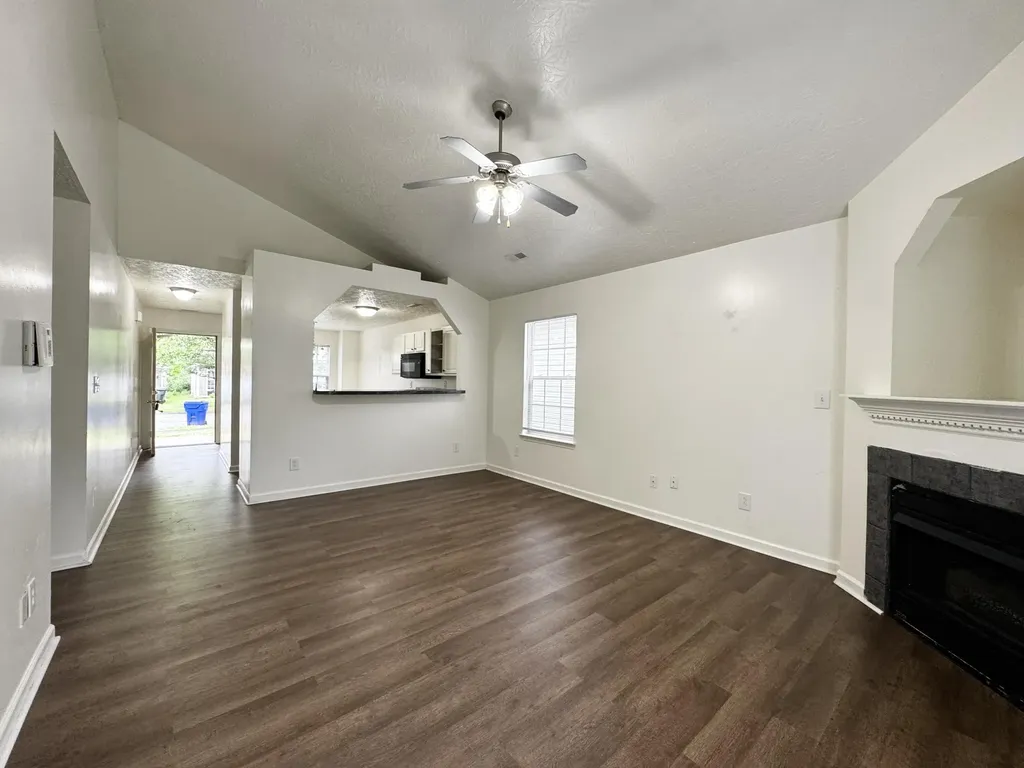 2740 Michelle Park Lexington KY 40511