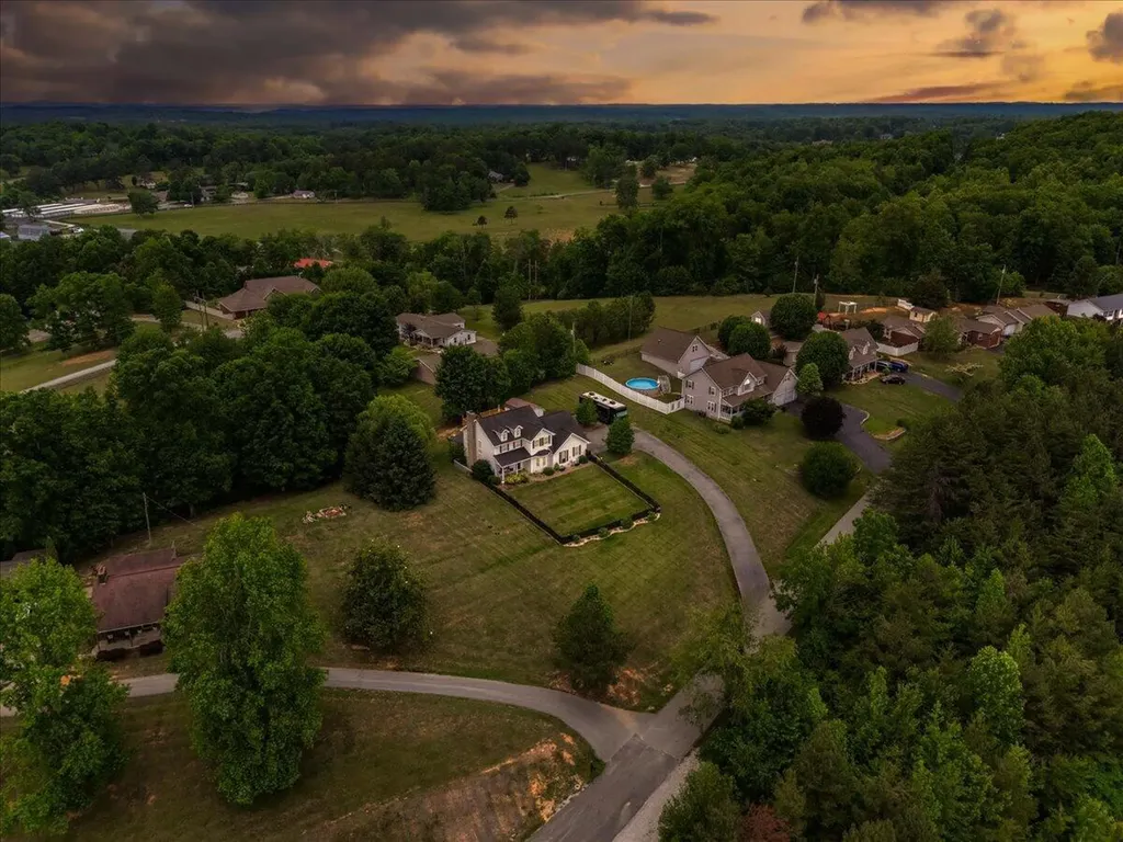 129 Ridge Point Lane Corbin KY 40701