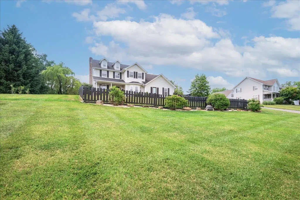 129 Ridge Point Lane Corbin KY 40701