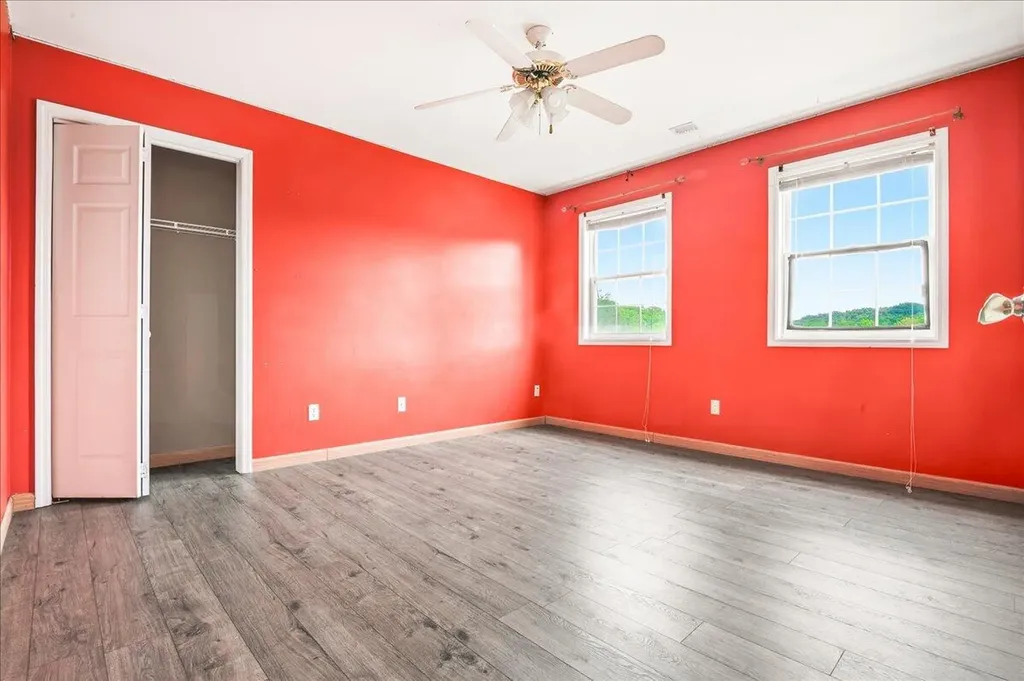 129 Ridge Point Lane Corbin KY 40701