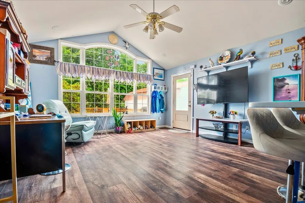 129 Ridge Point Lane Corbin KY 40701