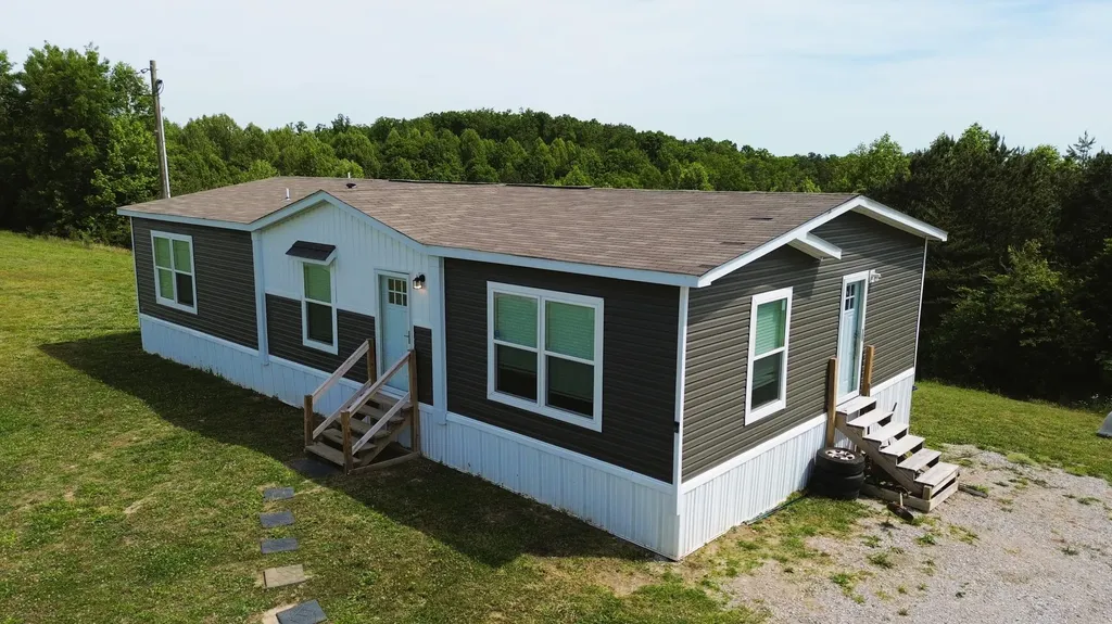 1090 Adkins-arthur Road Somerset KY 42501
