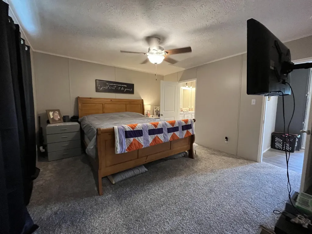 1090 Adkins-arthur Road Somerset KY 42501