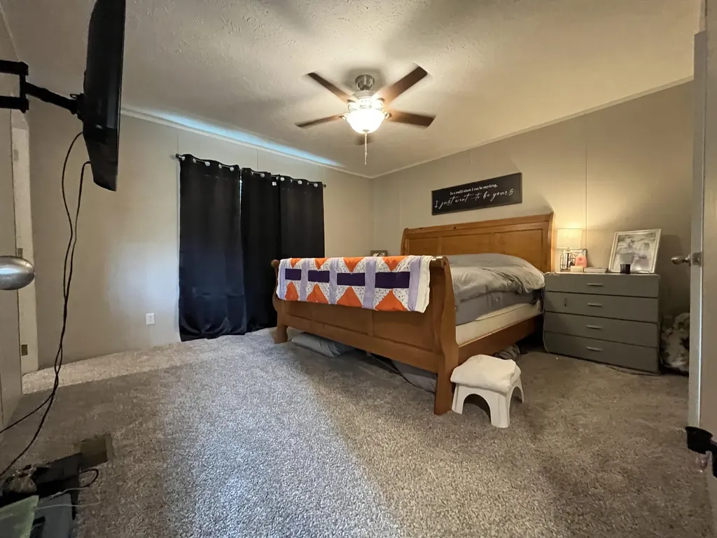 1090 Adkins-arthur Road Somerset KY 42501