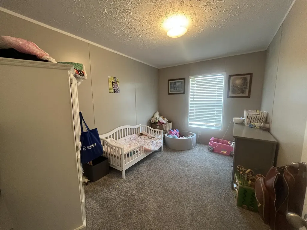 1090 Adkins-arthur Road Somerset KY 42501