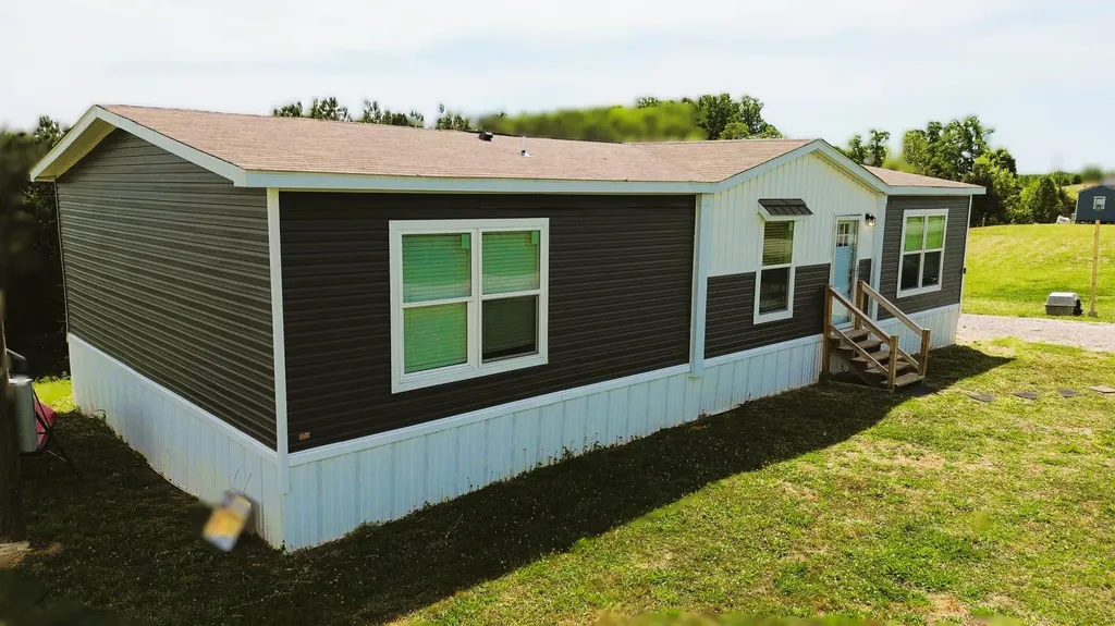 1090 Adkins-arthur Road Somerset KY 42501
