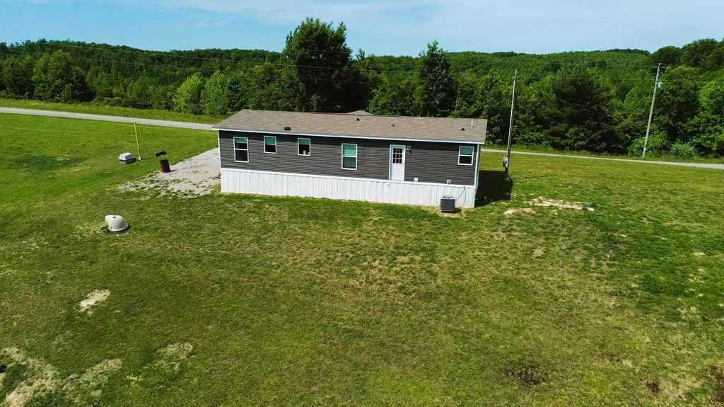 1090 Adkins-arthur Road Somerset KY 42501