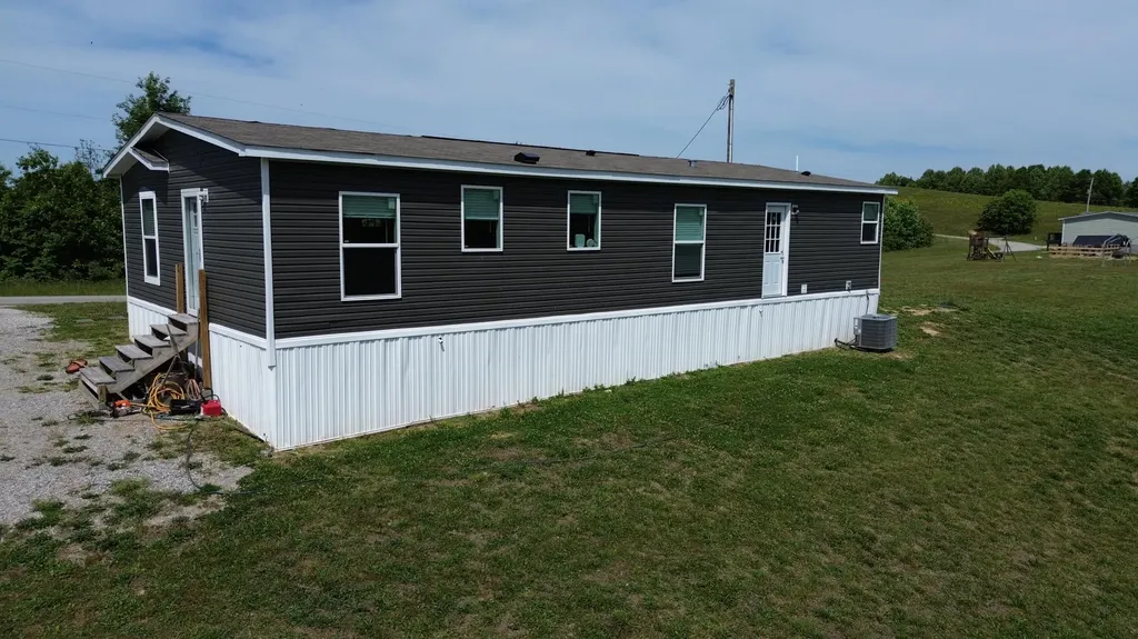 1090 Adkins-arthur Road Somerset KY 42501