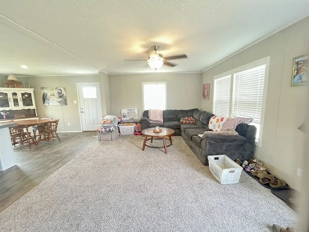 1090 Adkins-arthur Road Somerset KY 42501