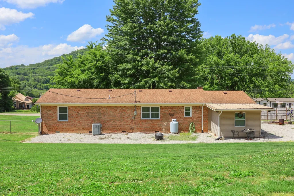 616 Red Lick Road Berea KY 40403