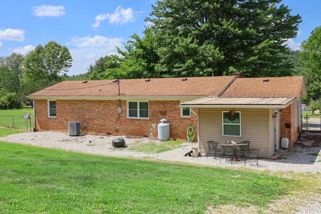 616 Red Lick Road Berea KY 40403