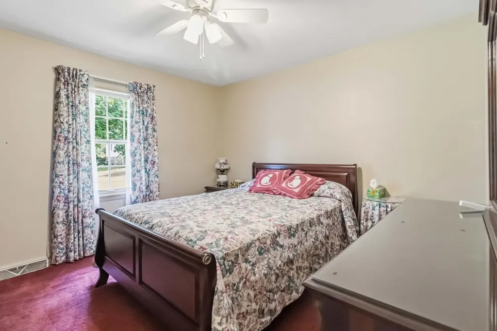 201 Colonial Avenue Somerset KY 42501