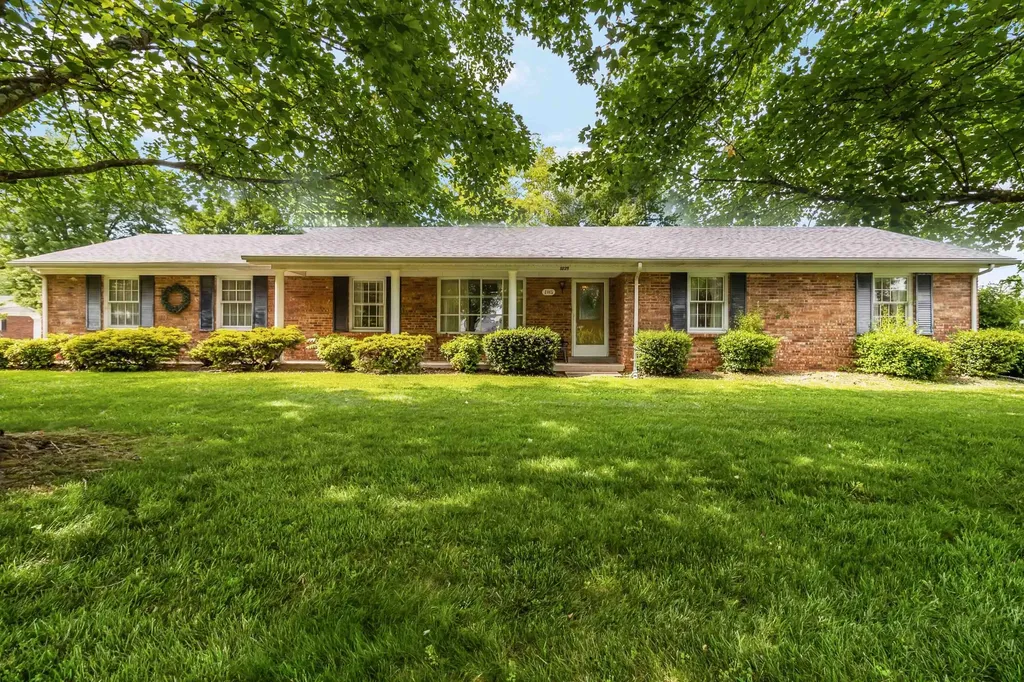 201 Colonial Avenue Somerset KY 42501