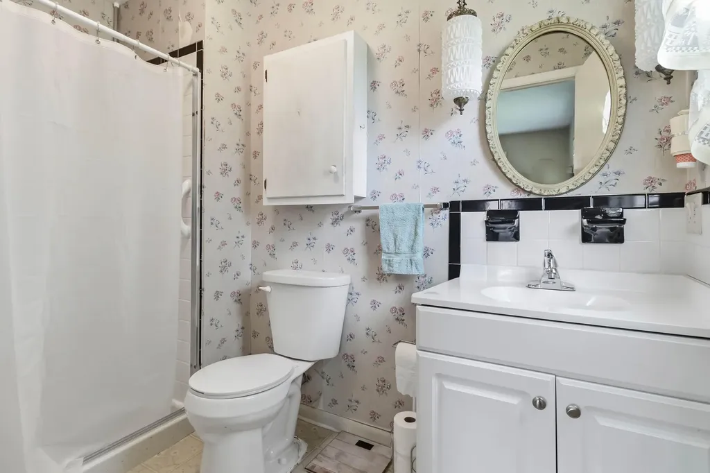 201 Colonial Avenue Somerset KY 42501