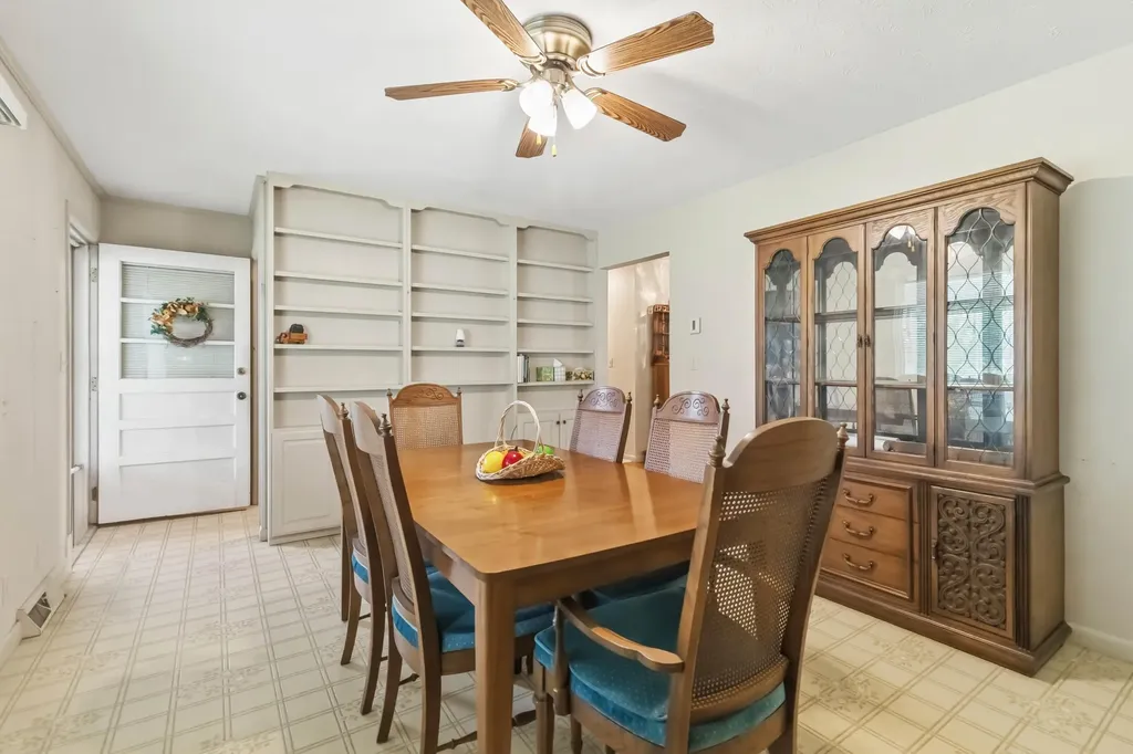 201 Colonial Avenue Somerset KY 42501