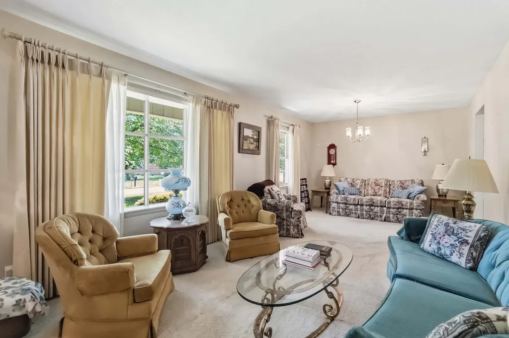 201 Colonial Avenue Somerset KY 42501