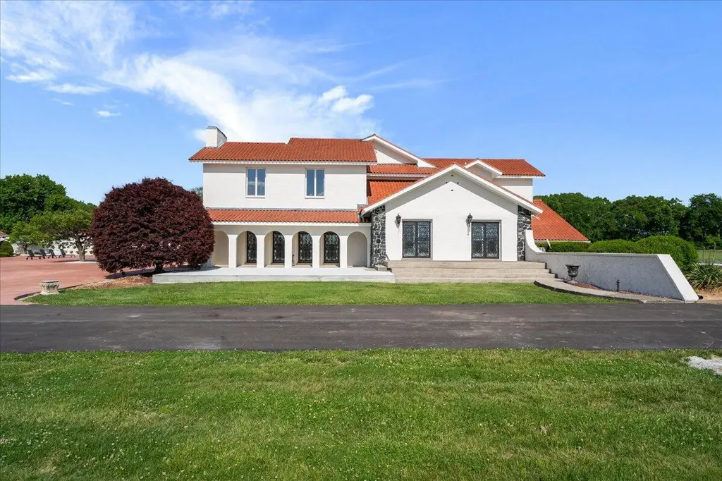 8897 Rockwell Road Lexington KY 40509