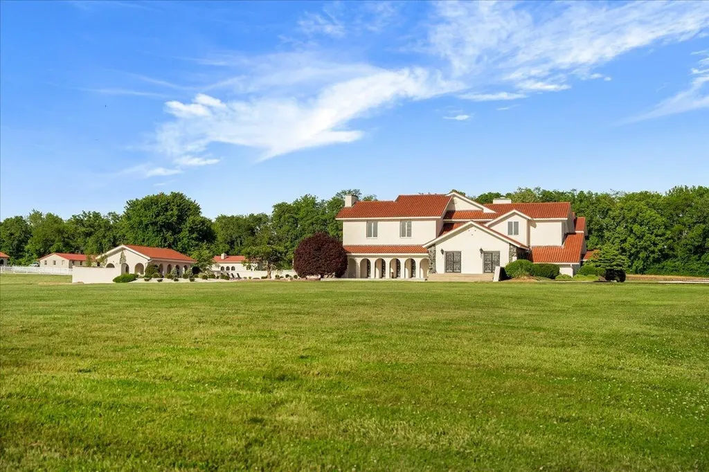 8897 Rockwell Road Lexington KY 40509