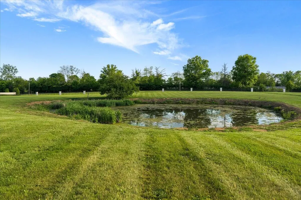 8897 Rockwell Road Lexington KY 40509
