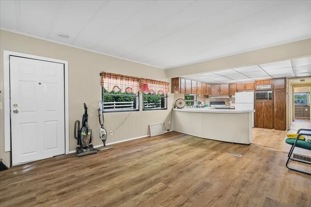 8897 Rockwell Road Lexington KY 40509