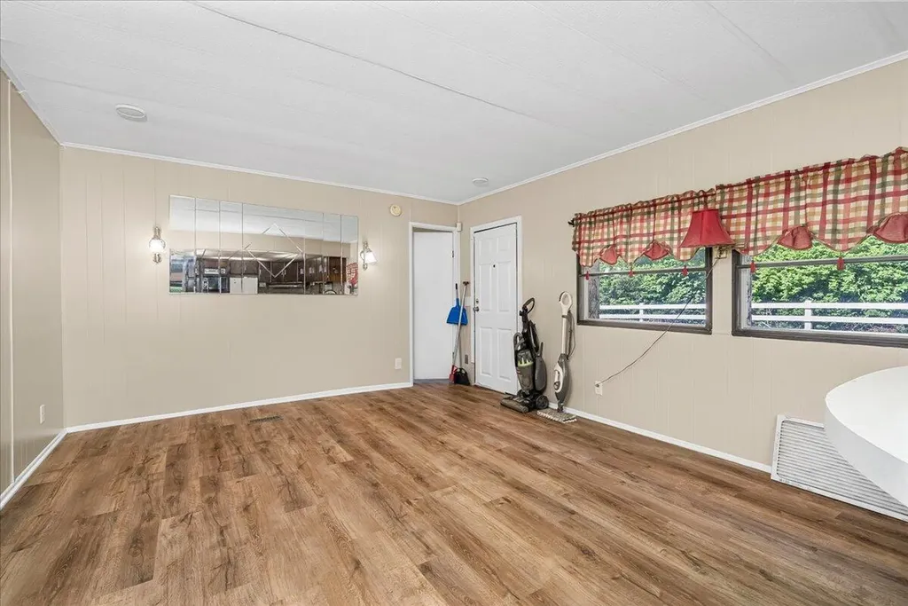 8897 Rockwell Road Lexington KY 40509