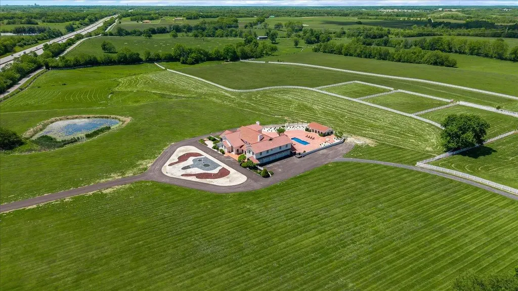 8897 Rockwell Road Lexington KY 40509