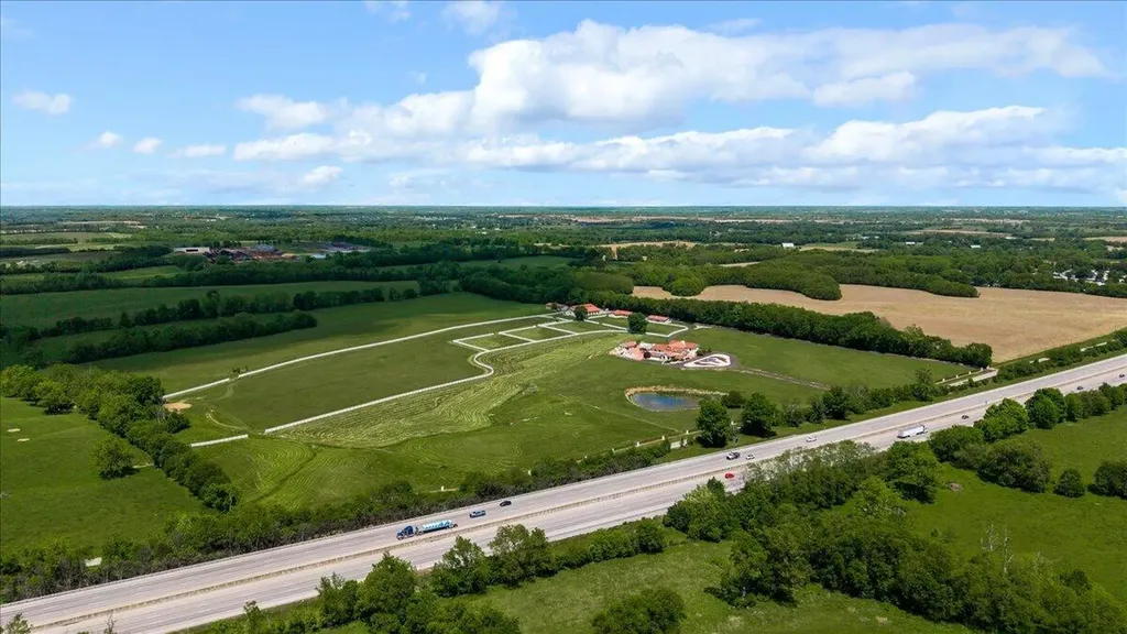 8897 Rockwell Road Lexington KY 40509