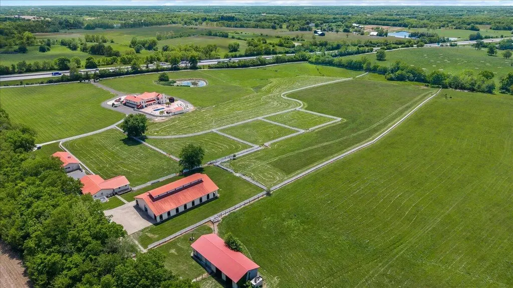 8897 Rockwell Road Lexington KY 40509
