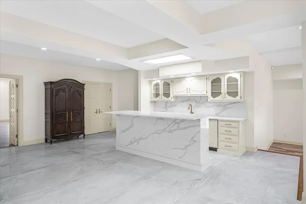 8897 Rockwell Road Lexington KY 40509