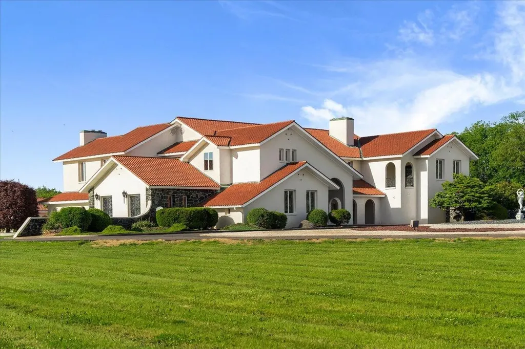 8897 Rockwell Road Lexington KY 40509