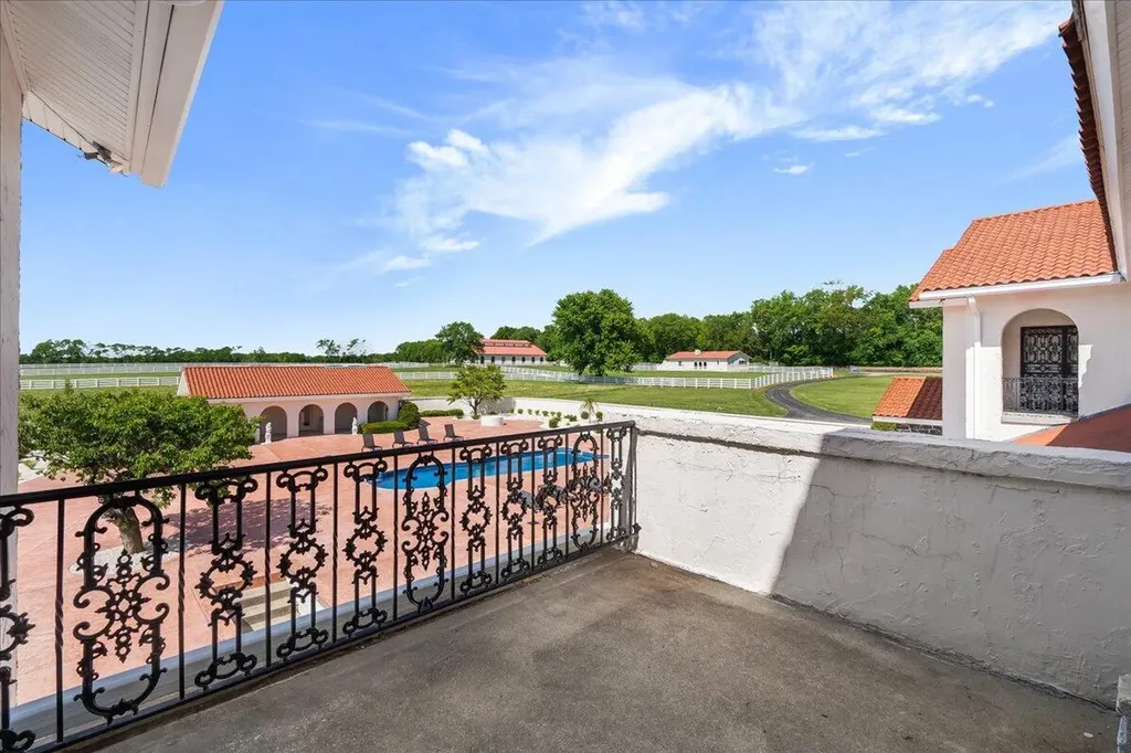 8897 Rockwell Road Lexington KY 40509