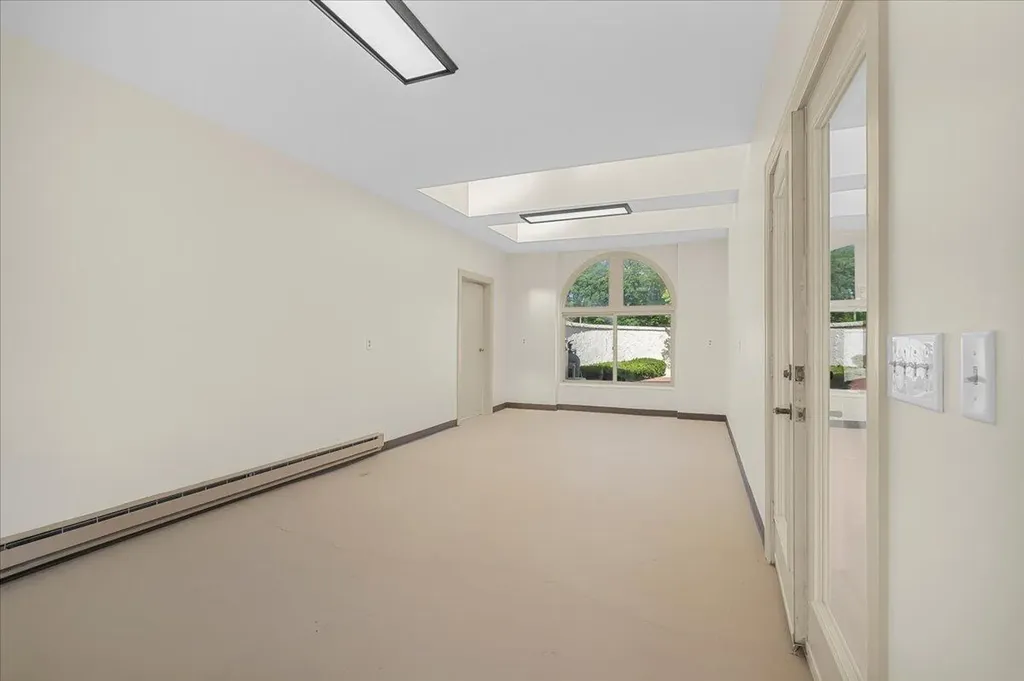 8897 Rockwell Road Lexington KY 40509