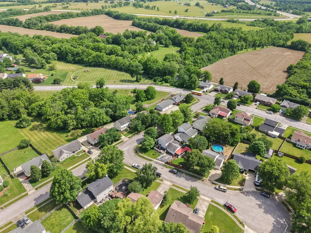 104 Bridgeway Court Nicholasville KY 40356