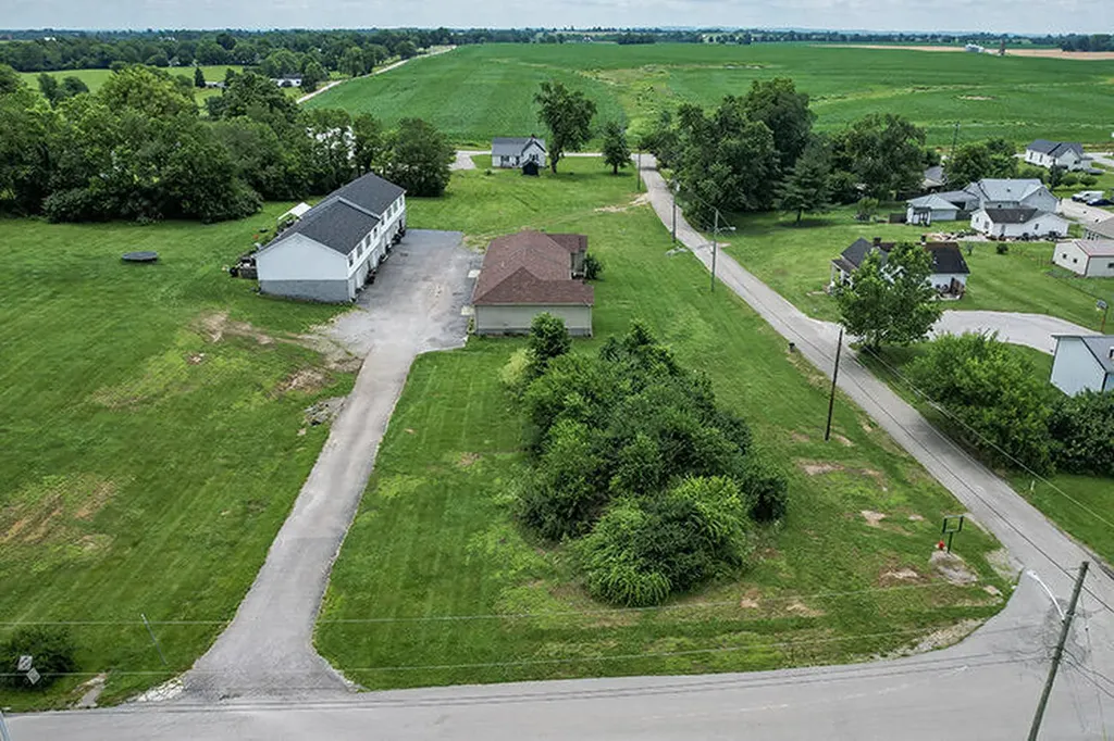 145-149 Spring Street Harrodsburg KY 40330