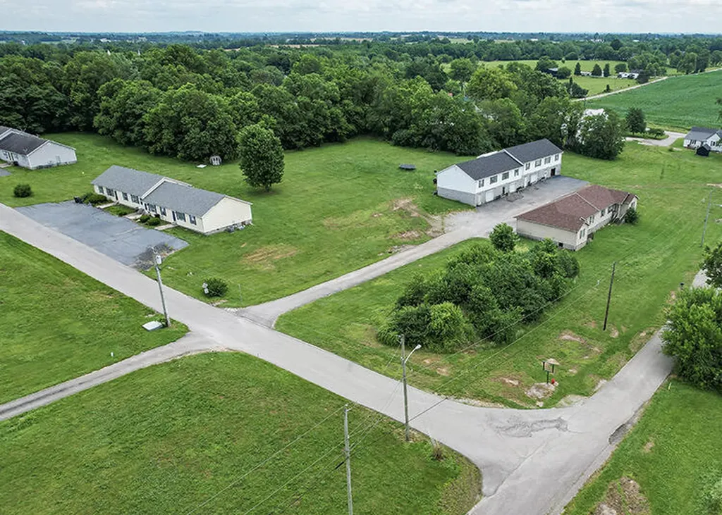 145-149 Spring Street Harrodsburg KY 40330