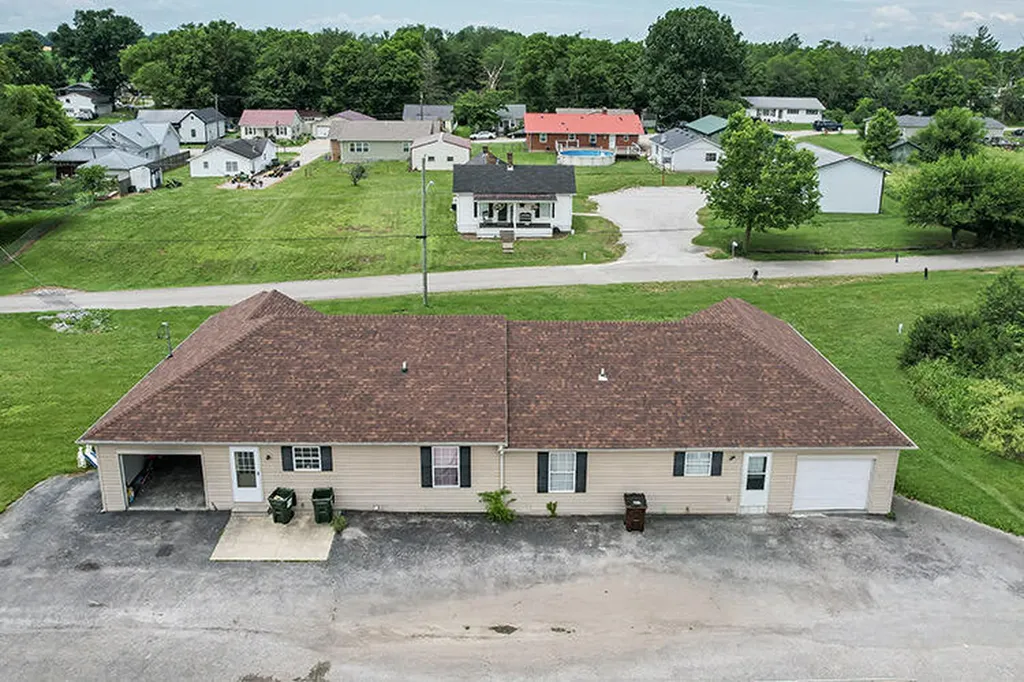 145-149 Spring Street Harrodsburg KY 40330