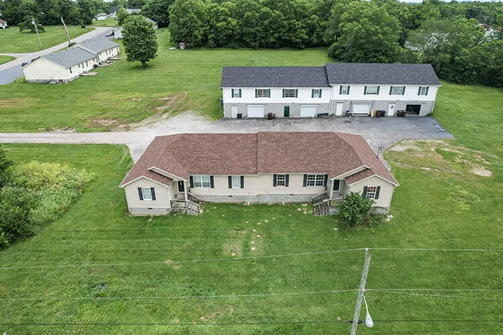 145-149 Spring Street Harrodsburg KY 40330