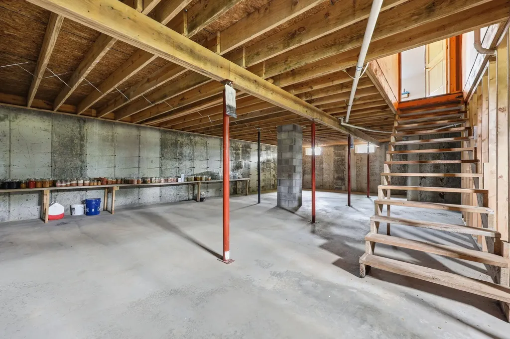 313 Jay Road Owingsville KY 40360