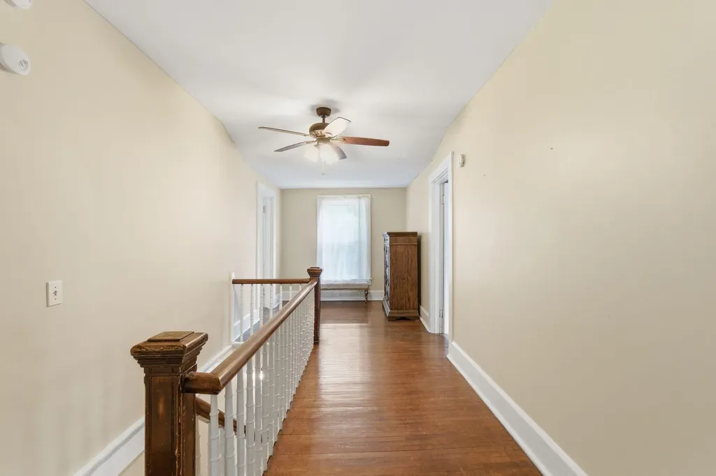 115 High Street Versailles KY 40383